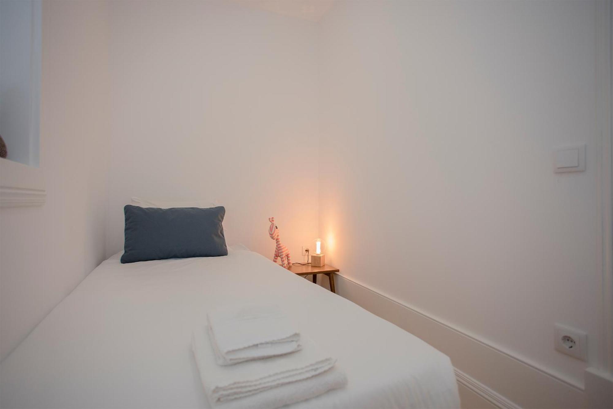 Liiiving In Porto - Clerigos Terrace Apartment Екстер'єр фото