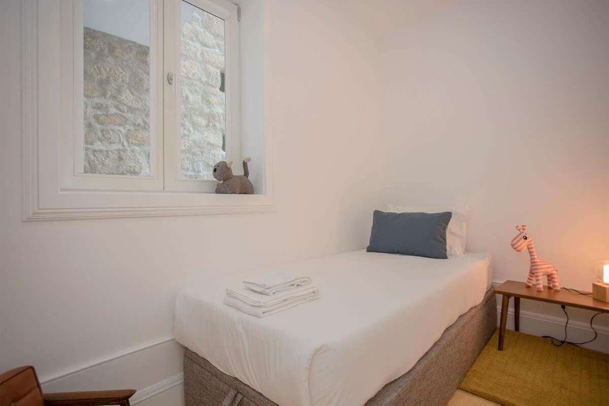 Liiiving In Porto - Clerigos Terrace Apartment Екстер'єр фото